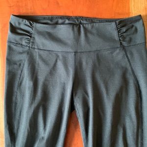 Mountain Hardware leggings, Dynama-style waistband
